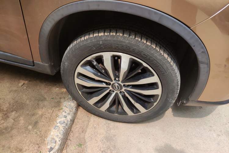 Used GAC Trumpchi GS4 New Energy 2017 1.5L PHEV Deluxe Edition Right Front Wheel Hub