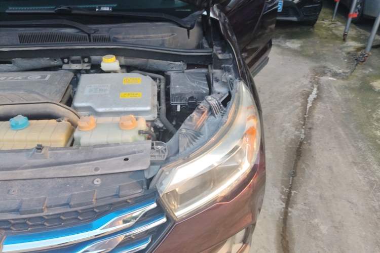 Used GAC Trumpchi GS4 New Energy 2017 1.5L PHEV Deluxe Edition Engine Bay Left