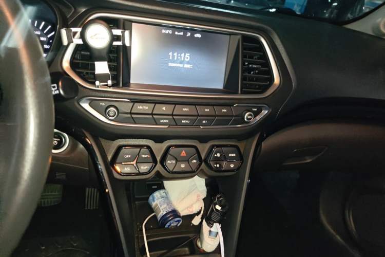 Used GAC Trumpchi GS4 New Energy 2017 1.5L PHEV Smart Enjoyment Edition Audio And AC Panel