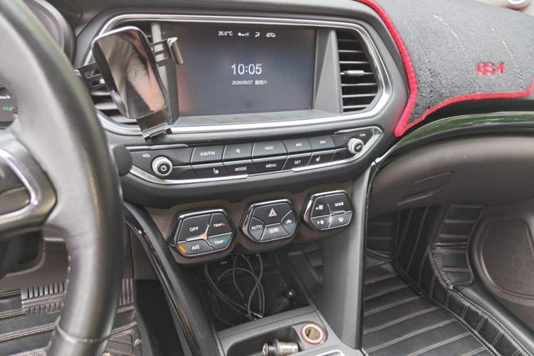 Used GAC Trumpchi GS4 New Energy 2017 1.5L PHEV Deluxe Edition Audio And AC Panel