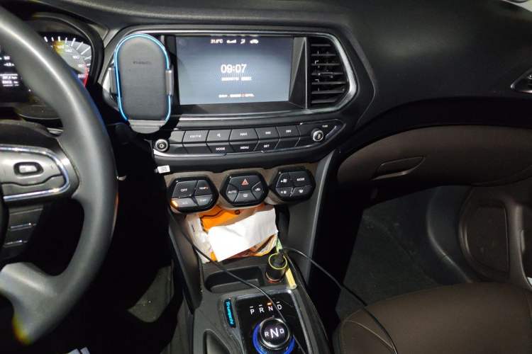 Used GAC Trumpchi GS4 New Energy 2017 1.5L PHEV Smart Enjoyment Edition Audio And AC Panel