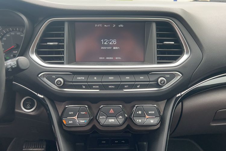 Used GAC Trumpchi GS4 New Energy 2017 1.5L PHEV Deluxe Edition Audio And AC Panel