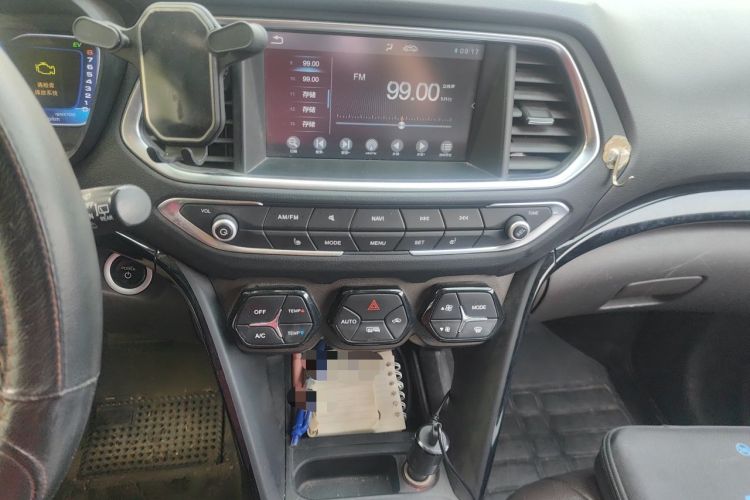 Used GAC Trumpchi GS4 New Energy 2017 1.5L PHEV Deluxe Edition Audio And AC Panel