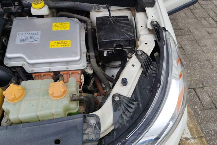 Used GAC Trumpchi GS4 New Energy 2017 1.5L PHEV Deluxe Edition Engine Bay Left