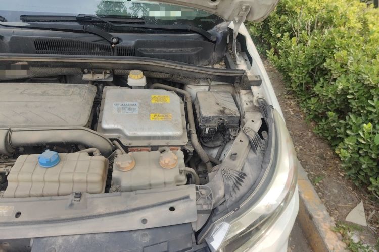 Used GAC Trumpchi GS4 New Energy 2017 1.5L PHEV Deluxe Edition Engine Bay Left