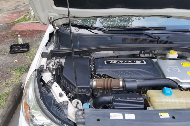 Used GAC Trumpchi GS4 New Energy 2017 1.5L PHEV Deluxe Edition Engine Bay Right