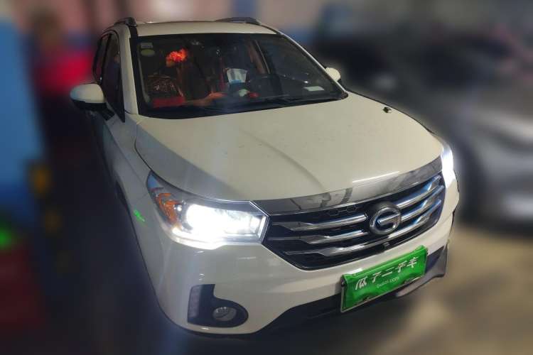 Used GAC Trumpchi GS4 New Energy 2017 1.5L PHEV Deluxe Edition Front Right 45 Deg