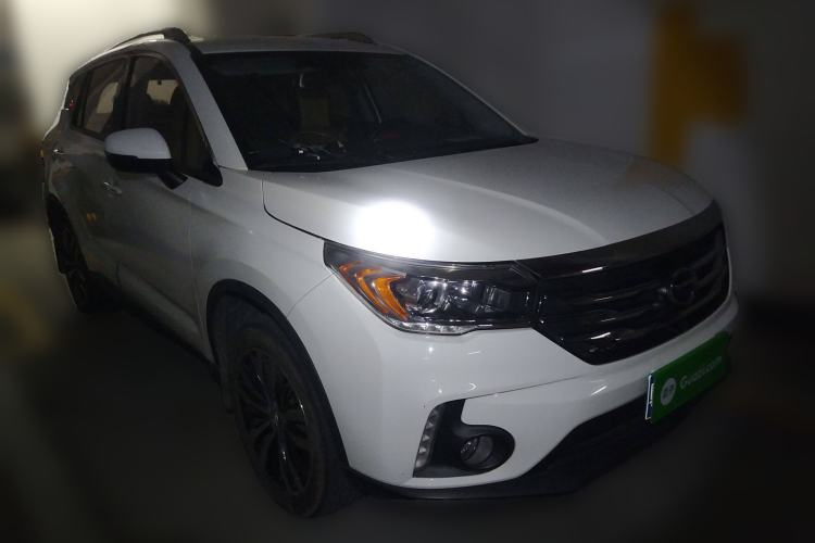 Used GAC Trumpchi GS4 New Energy 2017 1.5L PHEV Smart Enjoyment Edition Front Right 45 Deg