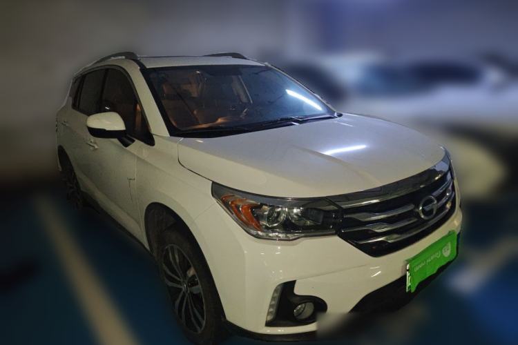 Used GAC Trumpchi GS4 New Energy 2017 1.5L PHEV Smart Enjoyment Edition Front Right 45 Deg