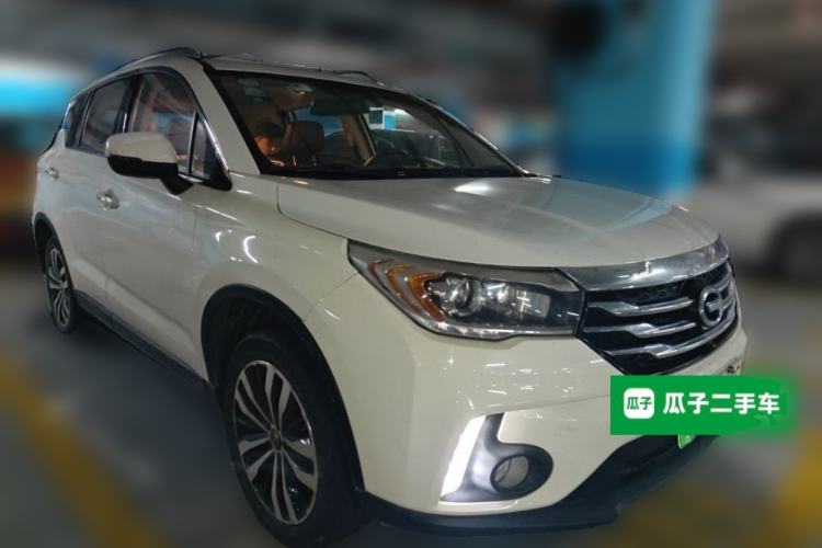 Used GAC Trumpchi GS4 New Energy 2017 1.5L PHEV Smart Enjoyment Edition Front Right 45 Deg