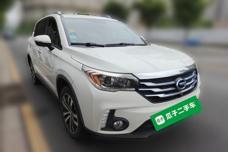 Used GAC Trumpchi GS4 New Energy 2017 1.5L PHEV Deluxe Edition Front Right 45 Deg