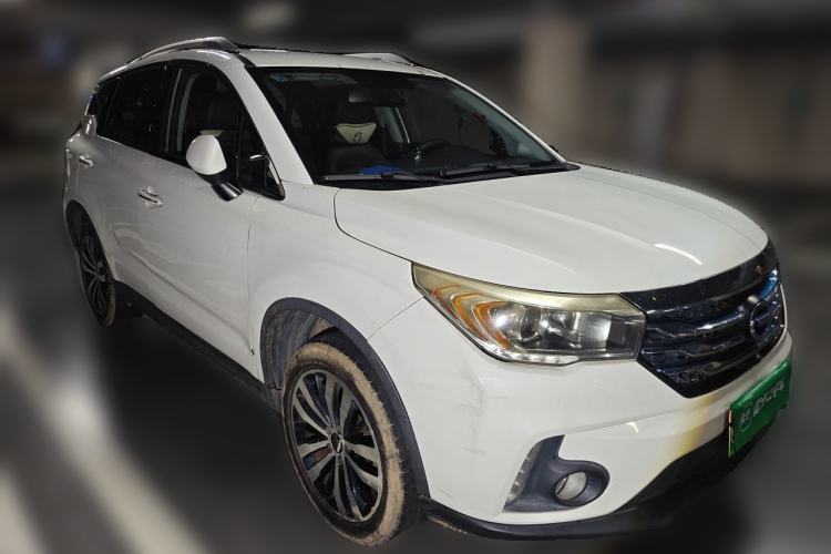 Used GAC Trumpchi GS4 New Energy 2017 1.5L PHEV Deluxe Edition Front Right 45 Deg