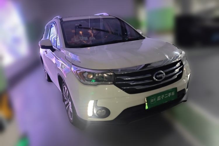 Used GAC Trumpchi GS4 New Energy 2017 1.5L PHEV Smart Enjoyment Edition Front Right 45 Deg