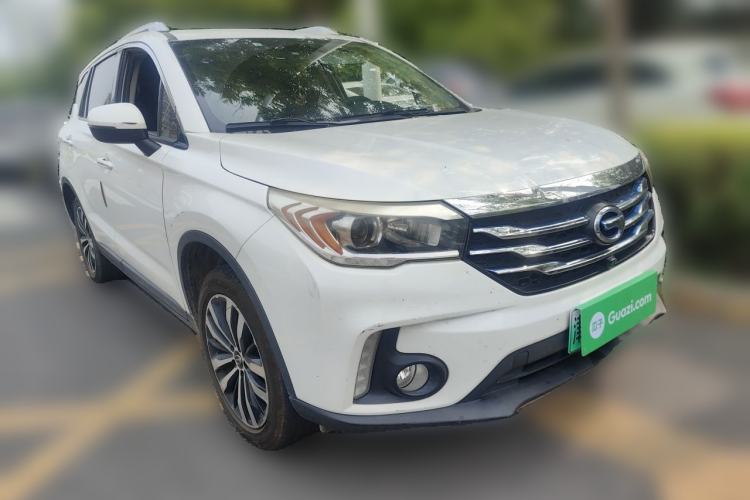 Used GAC Trumpchi GS4 New Energy 2017 1.5L PHEV Deluxe Edition Front Right 45 Deg