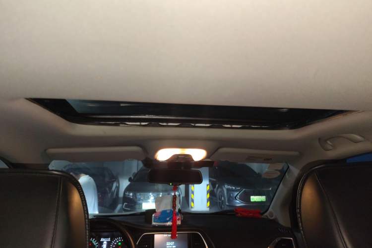 Used GAC Trumpchi GS4 New Energy 2017 1.5L PHEV Deluxe Edition Headliner