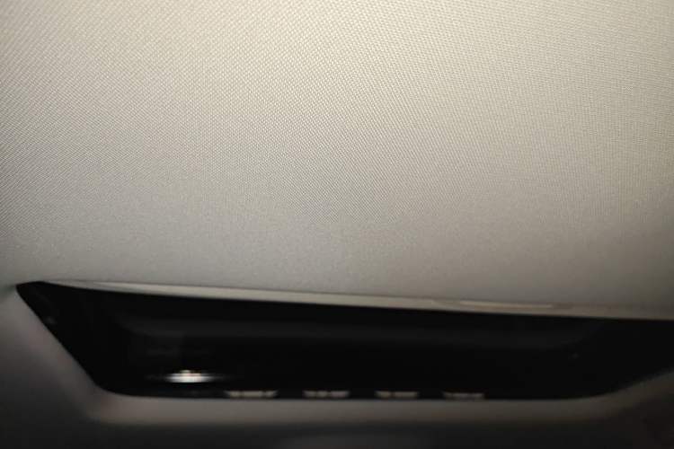 Used GAC Trumpchi GS4 New Energy 2017 1.5L PHEV Deluxe Edition Headliner