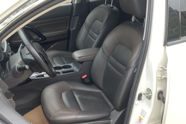 Used GAC Trumpchi GS4 New Energy 2017 1.5L PHEV Deluxe Edition Interior 11