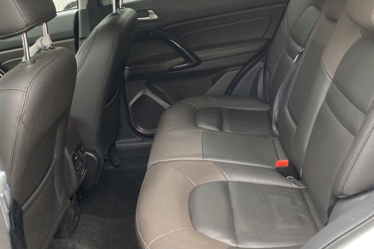 Used GAC Trumpchi GS4 New Energy 2017 1.5L PHEV Deluxe Edition Interior 12