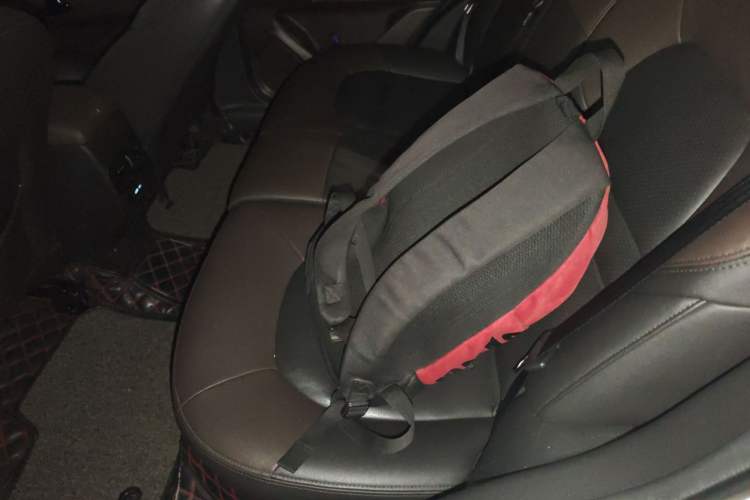 Used GAC Trumpchi GS4 New Energy 2017 1.5L PHEV Deluxe Edition Left Rear Seat