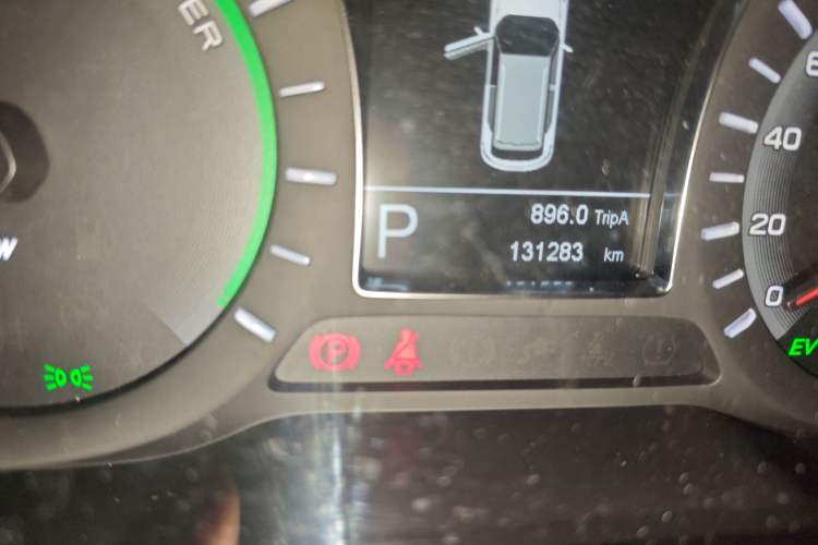 Used GAC Trumpchi GS4 New Energy 2017 1.5L PHEV Deluxe Edition Odometer Close Up
