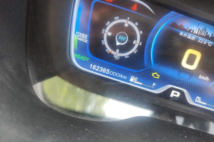 Used GAC Trumpchi GS4 New Energy 2017 1.5L PHEV Deluxe Edition Odometer Close Up