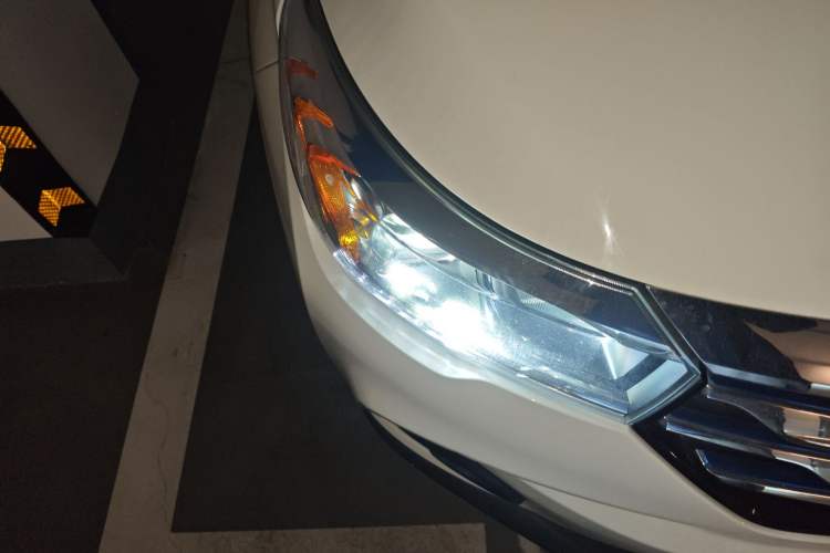 Used GAC Trumpchi GS4 New Energy 2017 1.5L PHEV Deluxe Edition Right Front Headlight