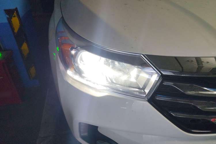 Used GAC Trumpchi GS4 New Energy 2017 1.5L PHEV Deluxe Edition Right Front Headlight