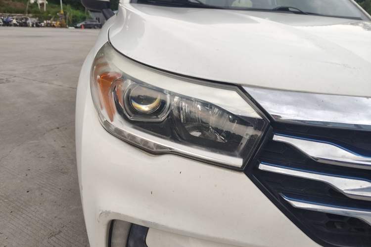 Used GAC Trumpchi GS4 New Energy 2017 1.5L PHEV Smart Enjoyment Edition Right Front Headlight