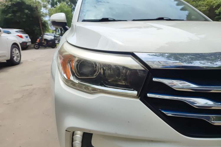 Used GAC Trumpchi GS4 New Energy 2017 1.5L PHEV Deluxe Edition Right Front Headlight