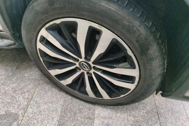Used GAC Trumpchi GS4 New Energy 2017 1.5L PHEV Deluxe Edition Right Front Wheel Hub
