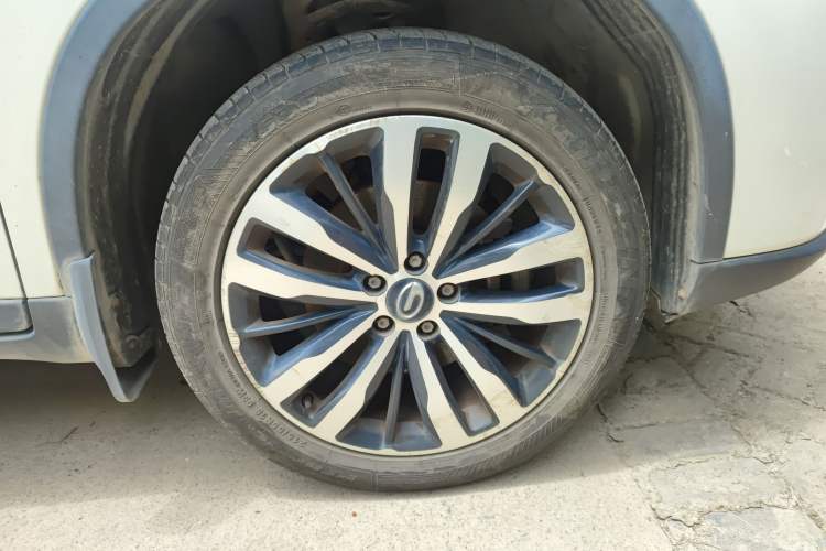 Used GAC Trumpchi GS4 New Energy 2017 1.5L PHEV Deluxe Edition Right Front Wheel Hub