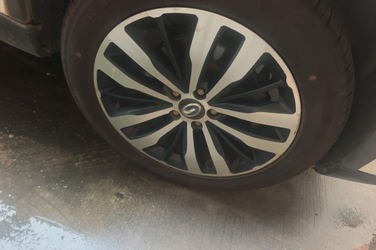 Used GAC Trumpchi GS4 New Energy 2017 1.5L PHEV Smart Enjoyment Edition Right Front Wheel Hub