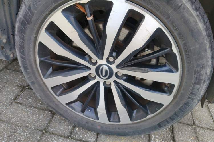 Used GAC Trumpchi GS4 New Energy 2017 1.5L PHEV Deluxe Edition Right Front Wheel Hub
