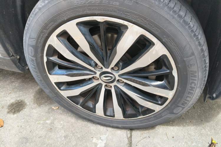 Used GAC Trumpchi GS4 New Energy 2017 1.5L PHEV Deluxe Edition Right Front Wheel Hub