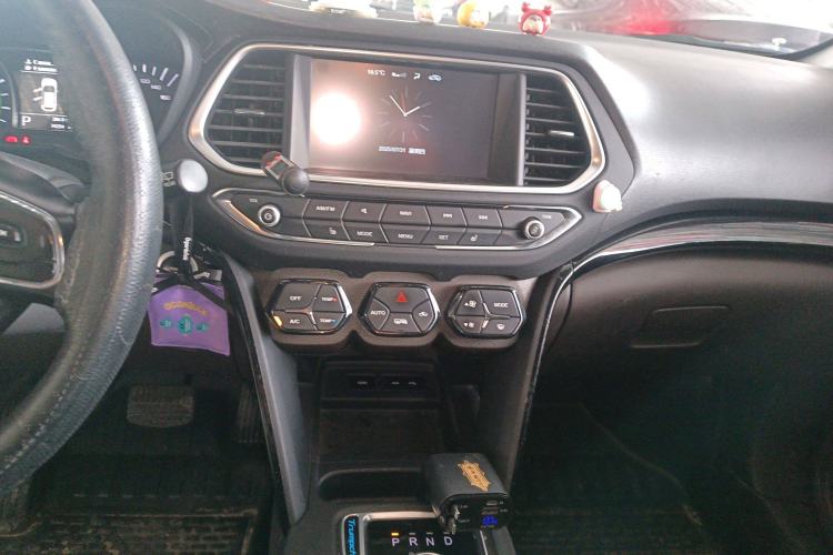 Used GAC Trumpchi GS4 New Energy 2019 1.5L PHEV Deluxe Edition Audio And AC Panel