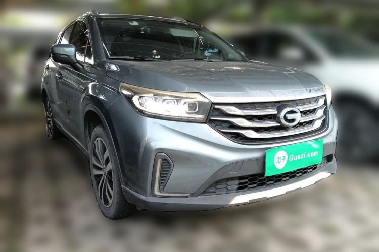 Used GAC Trumpchi GS4 New Energy 2019 1.5L PHEV Deluxe Edition Front Right 45 Deg