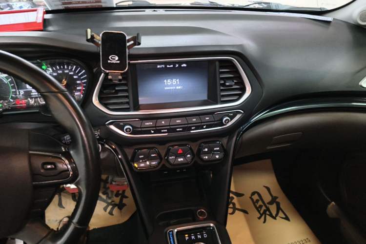 Used GAC Trumpchi GS4 New Energy 2019 1.5L PHEV Deluxe Edition Audio And AC Panel