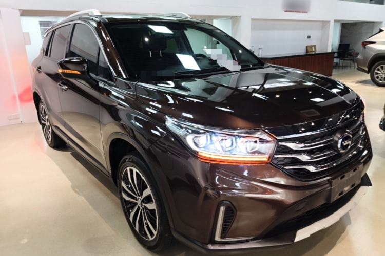 Used GAC Trumpchi GS4 New Energy 2019 1.5L PHEV Deluxe Edition Front Right 45 Deg