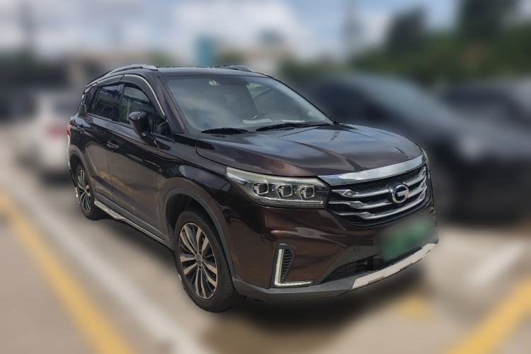 Used GAC Trumpchi GS4 New Energy 2019 1.5L PHEV Deluxe Edition Front Right 45 Deg