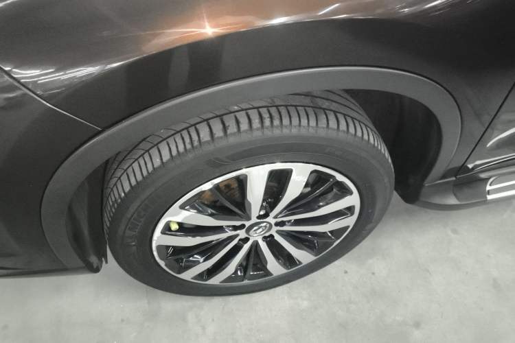 Used GAC Trumpchi GS4 New Energy 2019 1.5L PHEV Deluxe Edition Left Front Wheel Hub