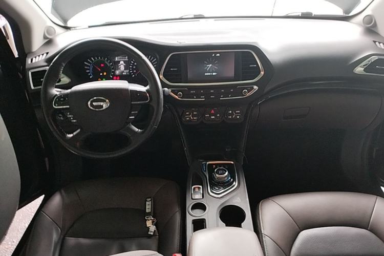 Used GAC Trumpchi GS4 New Energy 2019 1.5L PHEV Deluxe Edition Center Console