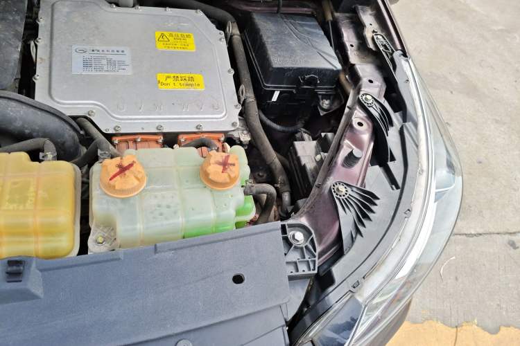 Used GAC Trumpchi GS4 New Energy 2019 1.5L PHEV Smart Enjoyment Version Engine Bay Left