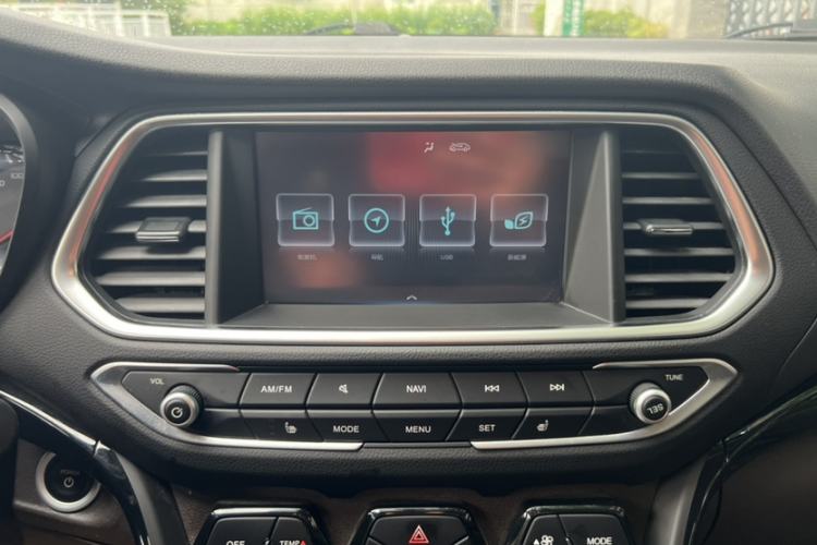 Used GAC Trumpchi GS4 New Energy 2019 1.5L PHEV Deluxe Edition Audio And AC Panel