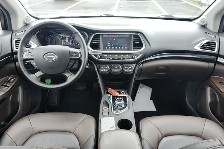Used GAC Trumpchi GS4 New Energy 2019 1.5L PHEV Deluxe Edition Center Console