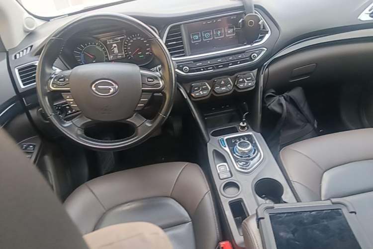 Used GAC Trumpchi GS4 New Energy 2019 1.5L PHEV Smart Enjoyment Version Center Console
