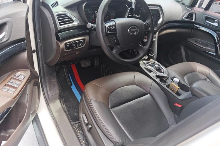 Used GAC Trumpchi GS4 New Energy 2019 1.5L PHEV Deluxe Edition Center Console