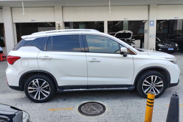 Used GAC Trumpchi GS4 New Energy 2019 1.5L PHEV Deluxe Edition Exterior 2