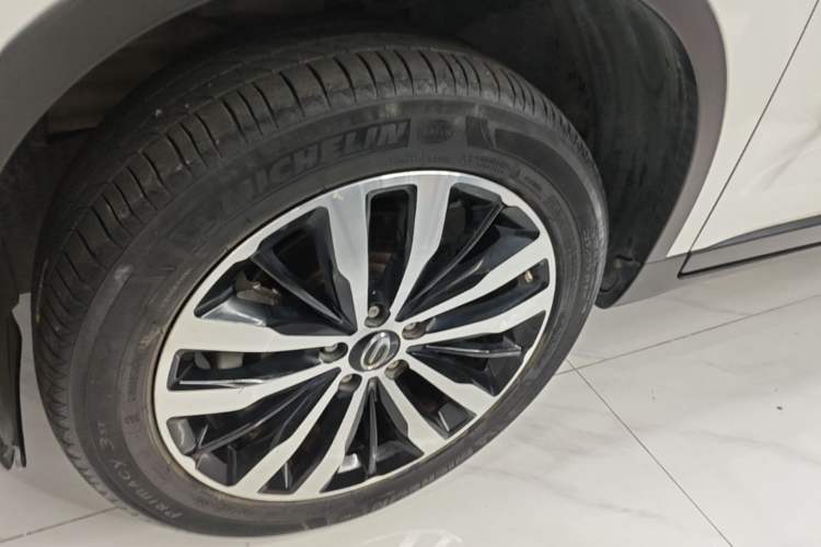 Used GAC Trumpchi GS4 New Energy 2019 1.5L PHEV Deluxe Edition Exterior 4