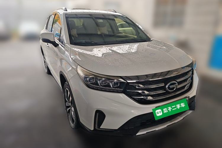 Used GAC Trumpchi GS4 New Energy 2019 1.5L PHEV Deluxe Edition Front Right 45 Deg