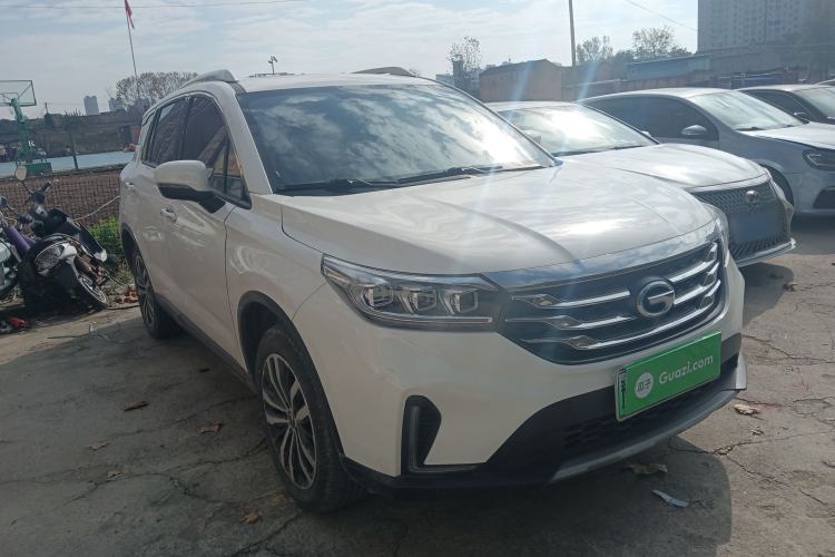 Used GAC Trumpchi GS4 New Energy 2019 1.5L PHEV Deluxe Edition Front Right 45 Deg
